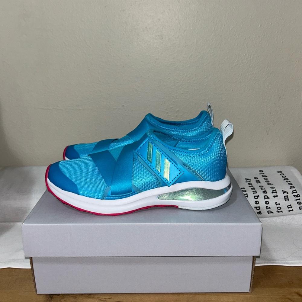 NWOT Adidas Kids Blue/Pink Velcro Sneakers Girls’ size 3